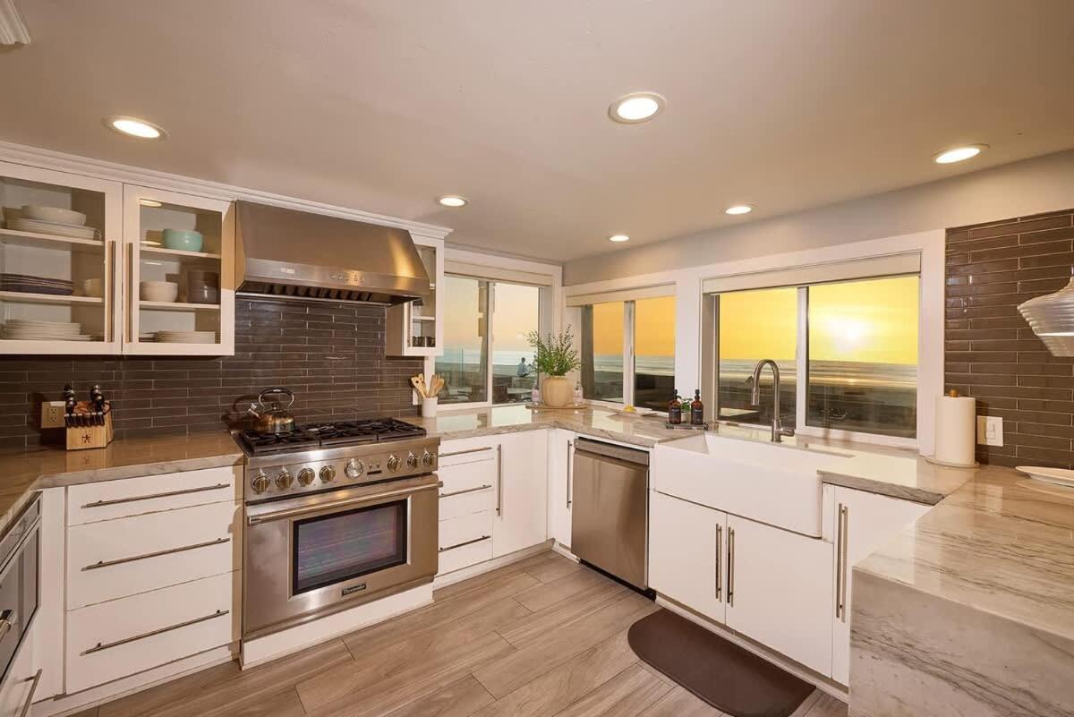 Ocean Front Walk Villa San Diego Exterior photo