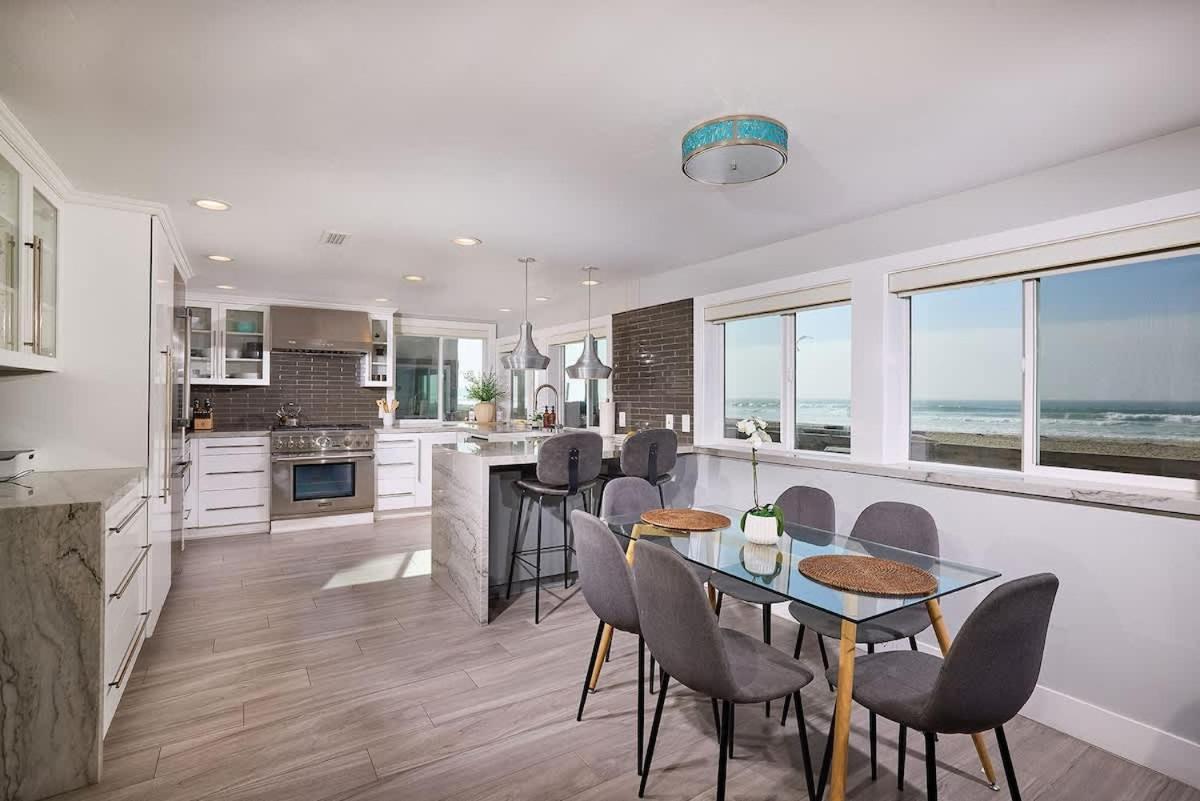 Ocean Front Walk Villa San Diego Exterior photo