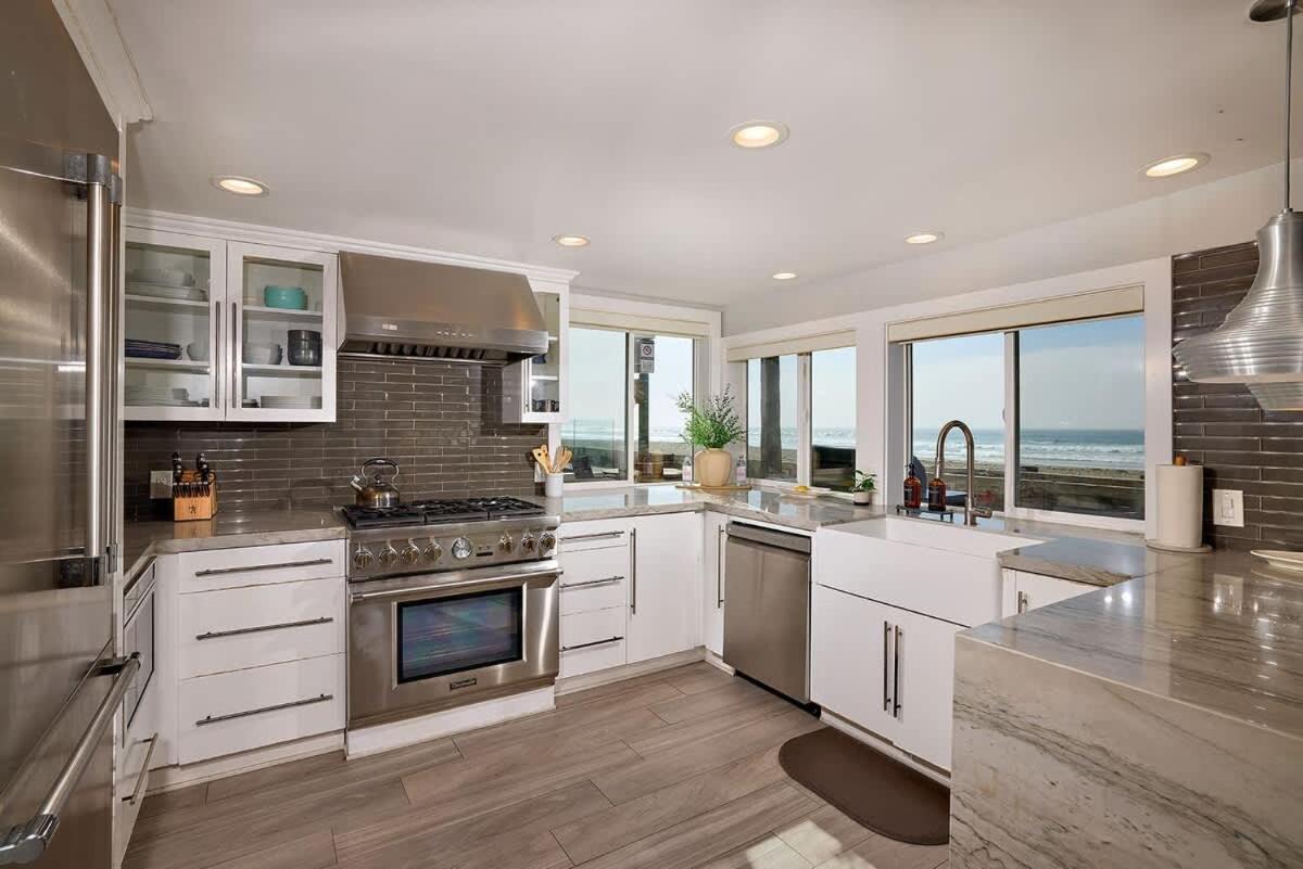 Ocean Front Walk Villa San Diego Exterior photo